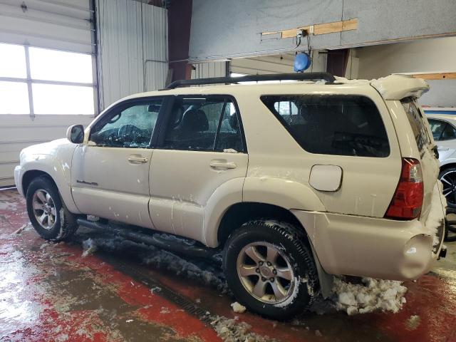 JTEBU14R68K031938 - 2008 TOYOTA 4RUNNER SR5 WHITE photo 2