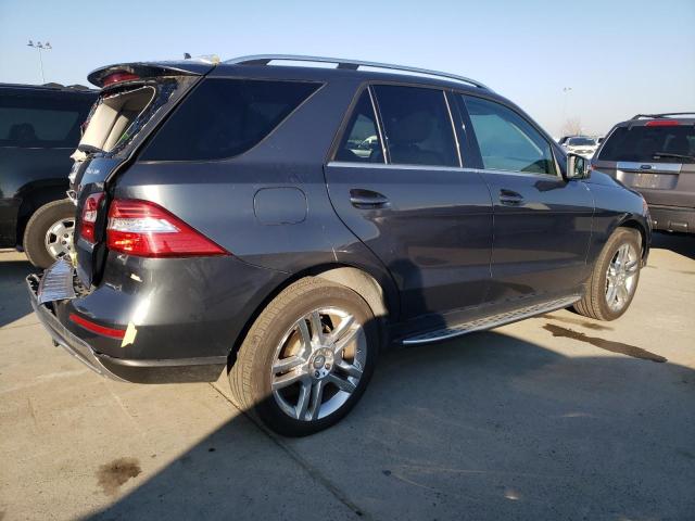 4JGDA5HB4FA552942 - 2015 MERCEDES-BENZ ML 350 4MATIC GRAY photo 3