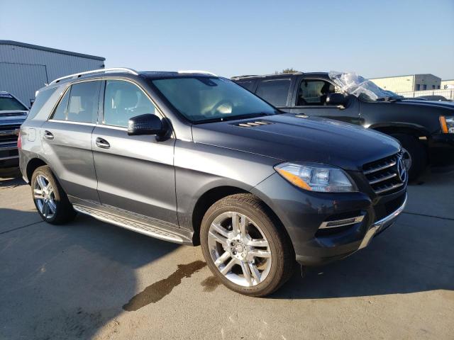 4JGDA5HB4FA552942 - 2015 MERCEDES-BENZ ML 350 4MATIC GRAY photo 4