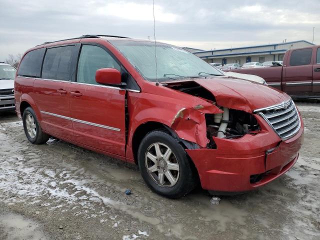 2A4RR5D12AR104326 - 2010 CHRYSLER TOWN & COU TOURING MAROON photo 4