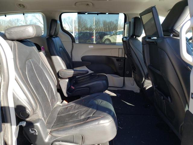 2C4RC1EG3HR652803 - 2017 CHRYSLER PACIFICA TOURING L PLUS BLACK photo 11