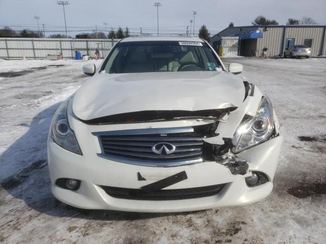 JN1CV6AR0FM650742 - 2015 INFINITI Q40 WHITE photo 5