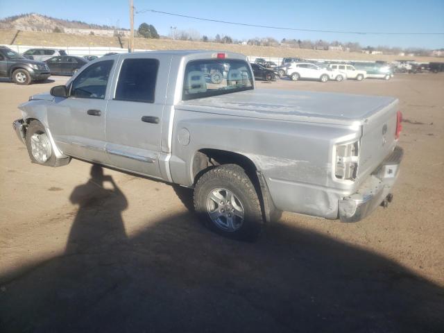 1D7HE58N65S223310 - 2005 DODGE DAKOTA QUAD LARAMIE SILVER photo 2