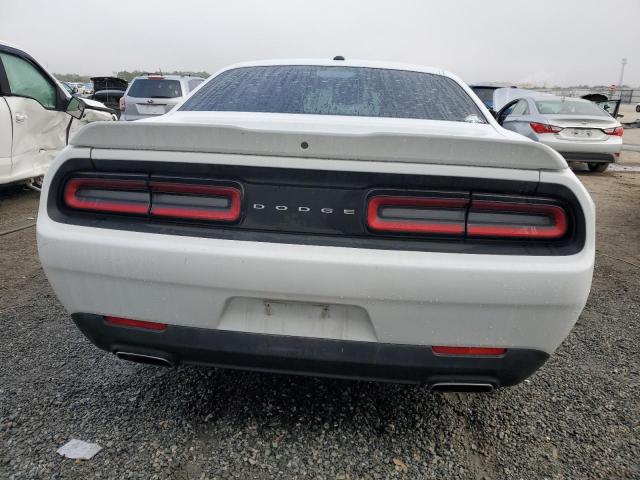 2C3CDZAG0JH252494 - 2018 DODGE CHALLENGER SXT WHITE photo 6