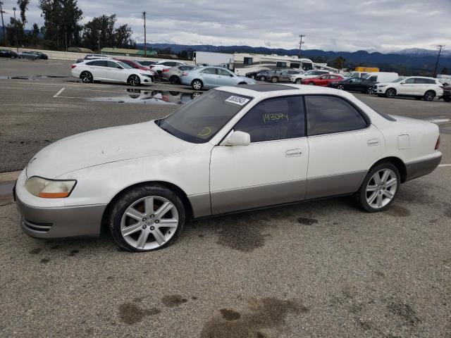 JT8GK13T2R0025336 - 1994 LEXUS ES 300 WHITE photo 1