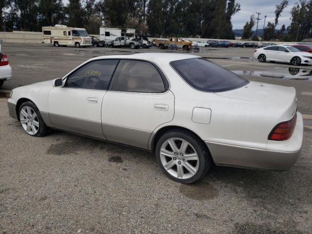 JT8GK13T2R0025336 - 1994 LEXUS ES 300 WHITE photo 2