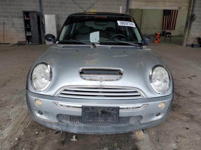 WMWRE334X4TD87301 - 2004 MINI COOPER S TWO TONE photo 5