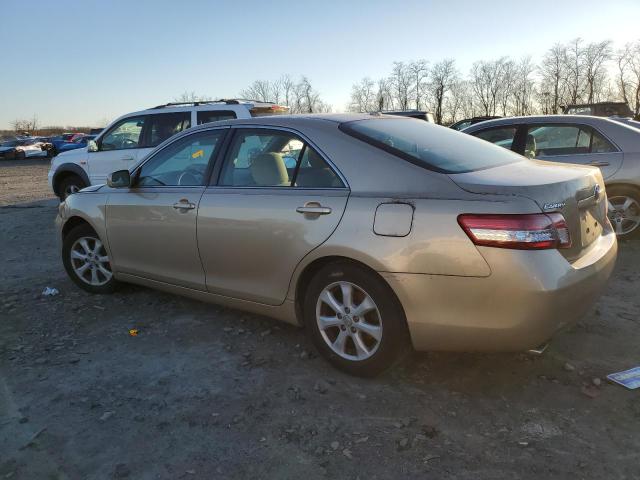 4T1BK3EK0AU116528 - 2010 TOYOTA CAMRY SE GOLD photo 2