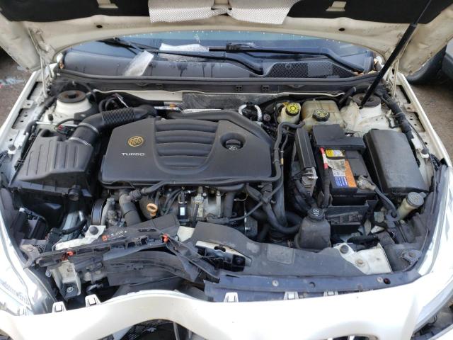 2G4GS5EV3C9194930 - 2012 BUICK REGAL PREMIUM CREAM photo 11