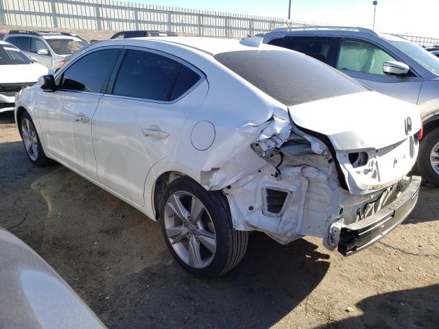 19VDE1F35EE012453 - 2014 ACURA ILX 20 WHITE photo 2