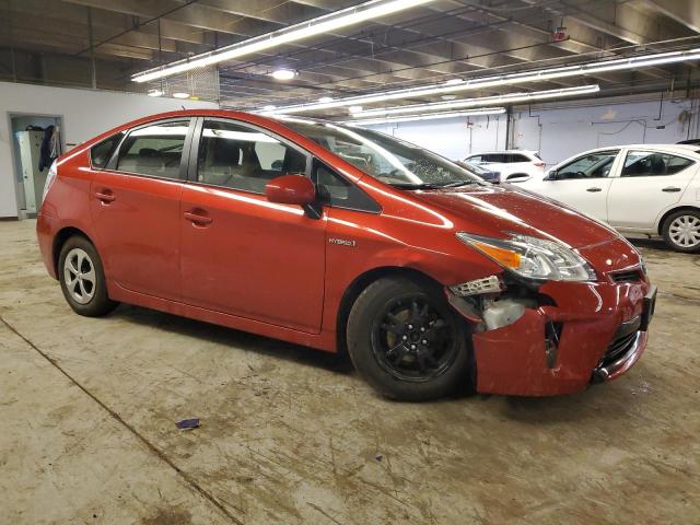 JTDKN3DU7F1996361 - 2015 TOYOTA PRIUS RED photo 4