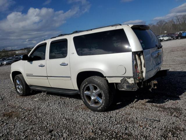 1GNSKKE38BR205847 - 2011 CHEVROLET SUBURBAN K1500 LTZ WHITE photo 2