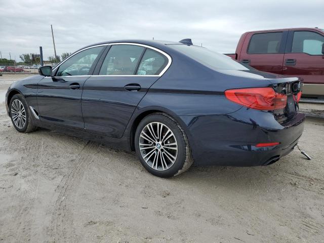 WBAJE7C58KWW10814 - 2019 BMW 540 XI BLUE photo 2