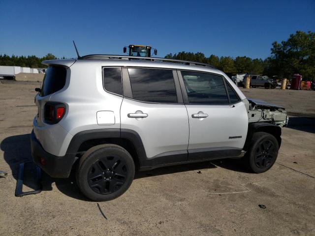 ZACCJBAB6JPH38063 - 2018 JEEP RENEGADE SPORT SILVER photo 3