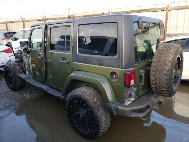 1C4BJWEG6GL233775 - 2016 JEEP WRANGLER U SAHARA GREEN photo 2