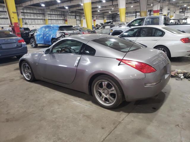 JN1BZ34D88M701261 - 2008 NISSAN 350Z COUPE GRAY photo 2