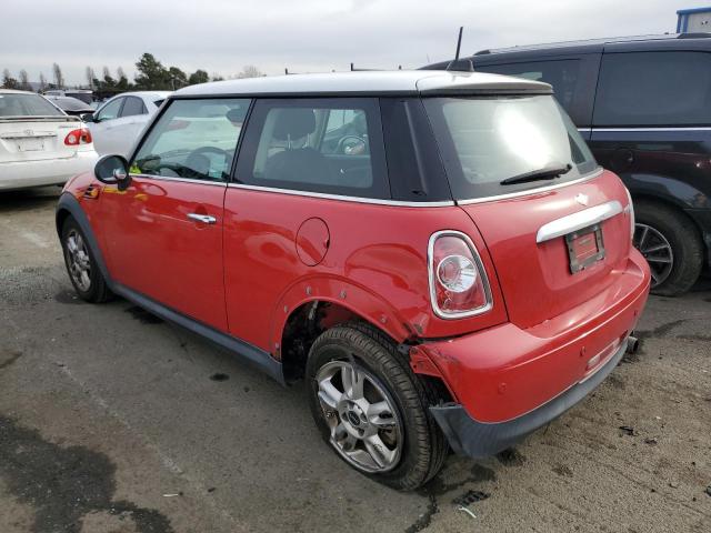 WMWSU3C52DT691667 - 2013 MINI COOPER RED photo 2