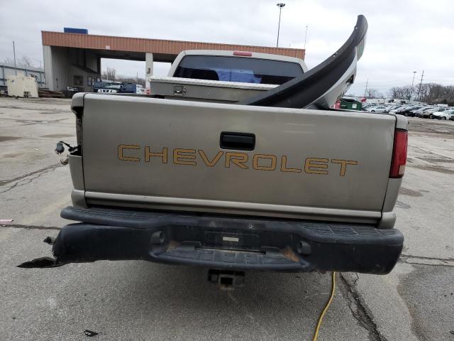 1GCCS1447W8162910 - 1998 CHEVROLET S TRUCK S10 SILVER photo 6