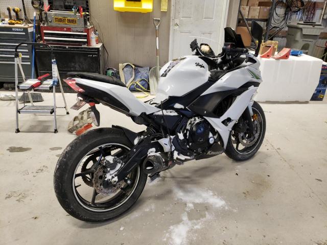 JKAEXEJ18HDA00481 - 2017 KAWASAKI EX650 J თეთრი ფოტო 4