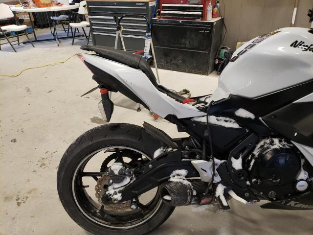 JKAEXEJ18HDA00481 - 2017 KAWASAKI EX650 J თეთრი ფოტო 6