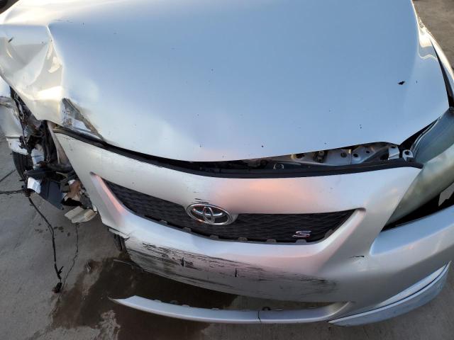 1NXBU4EE2AZ265954 - 2010 TOYOTA COROLLA BASE SILVER photo 11