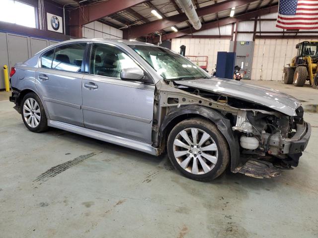 4S3BMDK69B2236174 - 2011 SUBARU LEGACY 3.6R LIMITED SILVER photo 4