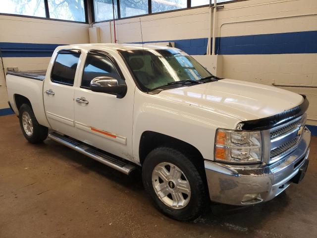 3GCPKSE72CG215695 - 2012 CHEVROLET SILVERADO K1500 LT WHITE photo 4