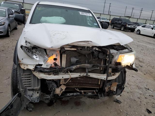 5TFJU4GN4DX040368 - 2013 TOYOTA TACOMA DOUBLE CAB PRERUNNER WHITE photo 5
