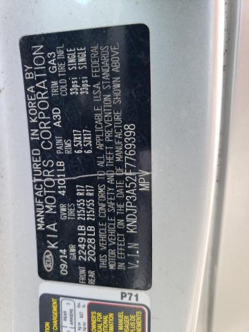 KNDJP3A52F7769398 - 2015 KIA SOUL + SILVER photo 12