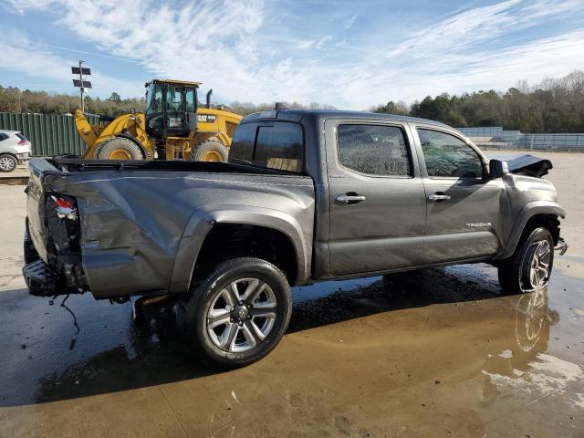 3TMEZ5CN9JM058669 - 2018 TOYOTA TACOMA DOUBLE CAB GRAY photo 3