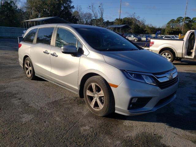 5FNRL6H5XJB089886 - 2018 HONDA ODYSSEY EX SILVER photo 4