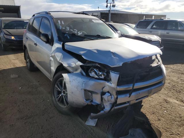 2T3BF4DV1BW159225 - 2011 TOYOTA RAV4 SILVER photo 4