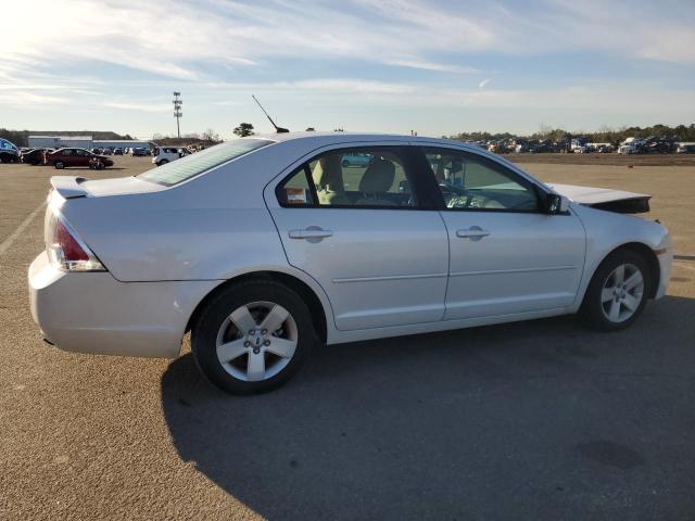 3FAHP07Z99R144832 - 2009 FORD FUSION SE WHITE photo 3