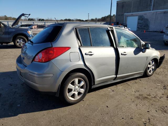 3N1BC13E88L378016 - 2008 NISSAN VERSA S SILVER photo 3