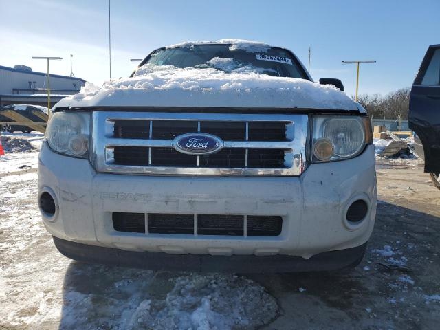 1FMCU0C77BKC05991 - 2011 FORD ESCAPE XLS WHITE photo 5