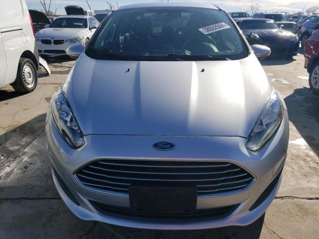 3FADP4BJ3FM224501 - 2015 FORD FIESTA SE SILVER photo 5