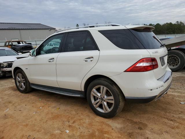 4JGDA5HB3CA057904 - 2012 MERCEDES-BENZ ML 350 4MATIC WHITE photo 2