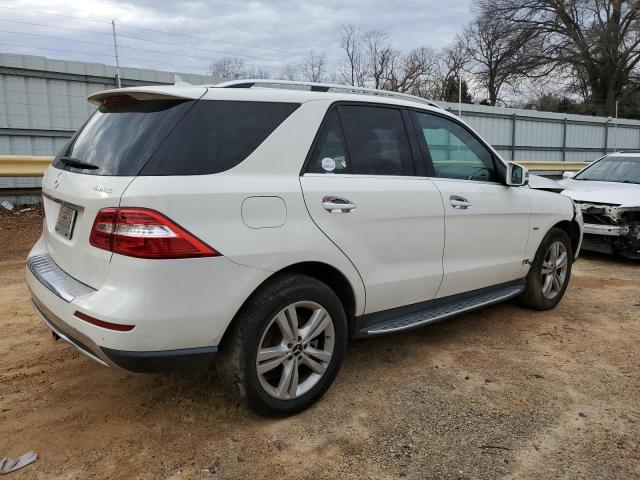 4JGDA5HB3CA057904 - 2012 MERCEDES-BENZ ML 350 4MATIC WHITE photo 3