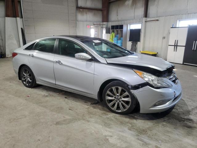 5NPEC4AB1CH328183 - 2012 HYUNDAI SONATA SE SILVER photo 4