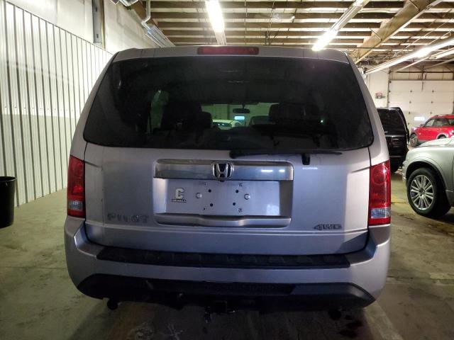 5FNYF4H20EB014004 - 2014 HONDA PILOT LX SILVER photo 6