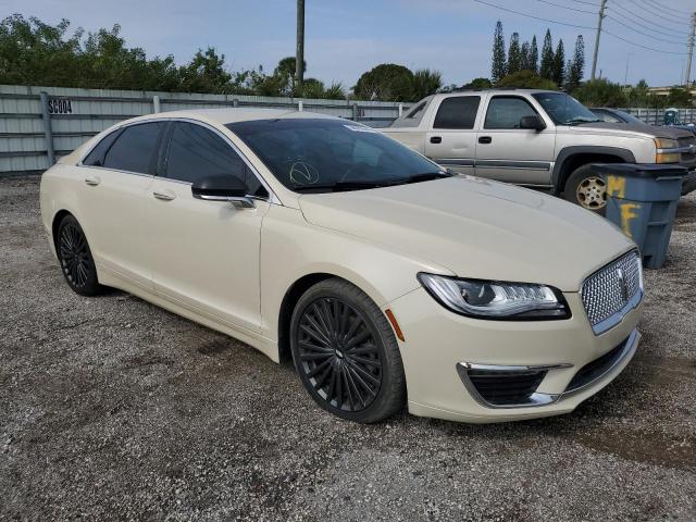 3LN6L5E90JR600200 - 2018 LINCOLN MKZ RESERVE CREAM photo 4