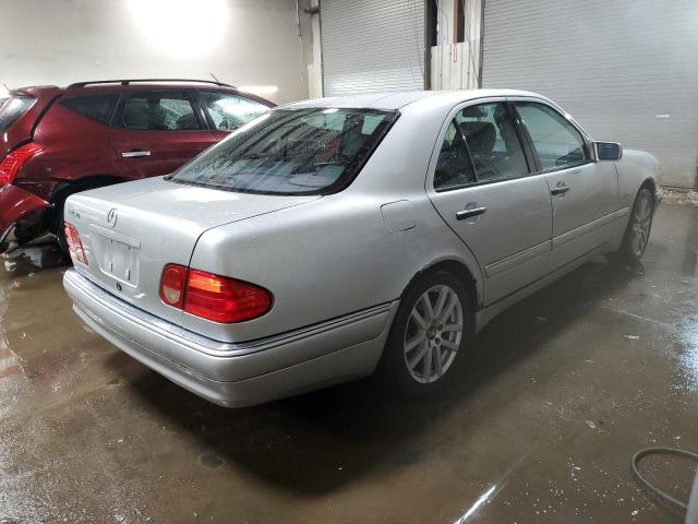 WDBJF70H8XA895399 - 1999 MERCEDES-BENZ E 430 SILVER photo 3