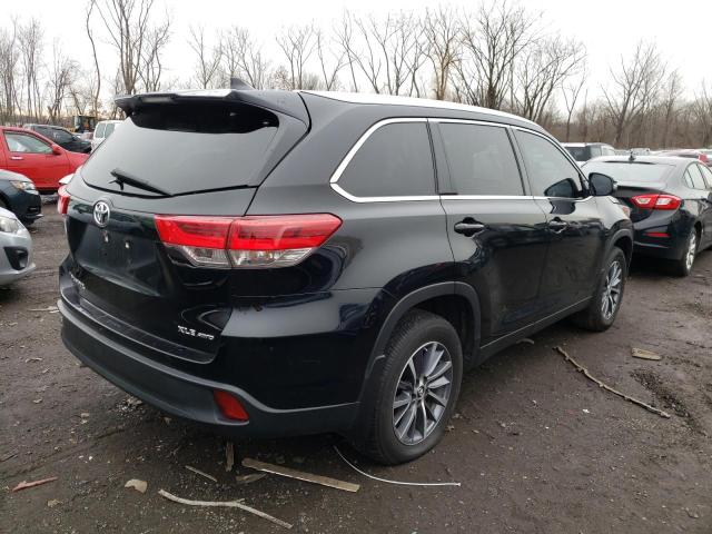 5TDJZRFH9KS611091 - 2019 TOYOTA HIGHLANDER SE BLACK photo 3