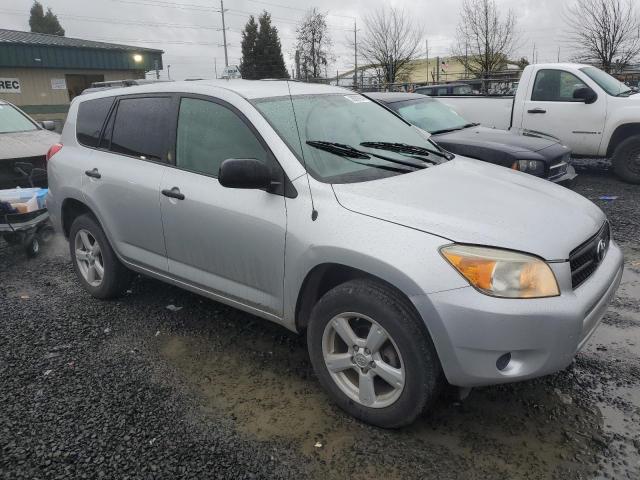 JTMBD33V375098380 - 2007 TOYOTA RAV4 SILVER photo 4