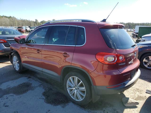 WVGBV7AX3BW000715 - 2011 VOLKSWAGEN TIGUAN S RED photo 2