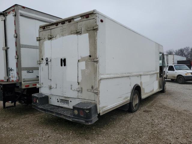 4UZAANBW52CJ66964 - 2002 FREIGHTLINER CHASSIS M LINE WALK-IN VAN WHITE photo 4