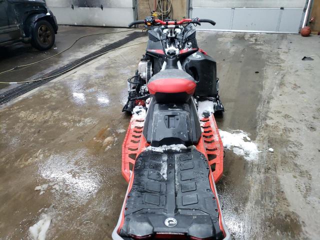 YH2LSUNK8NR001293 - 2022 LYNX SNOWMOBILE RED photo 6