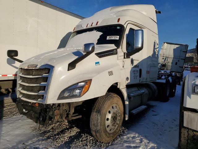 3AKJHHDVXKSKJ2940 - 2019 FREIGHTLINER CASCADIA 1 WHITE photo 1