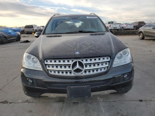 4JGBB75E96A043704 - 2006 MERCEDES-BENZ ML 500 BLACK photo 5