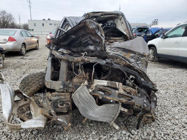 3C6UR5DL3FG537739 - 2015 RAM 2500 SLT შავი ფოტო 5